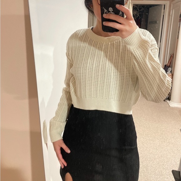 Cropped knit sweater - Picture 1 of 4